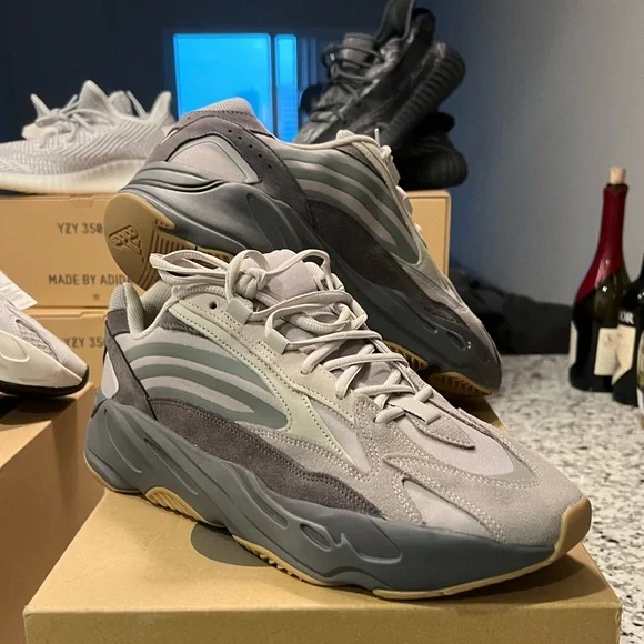 Yeezy 700s in Tephra